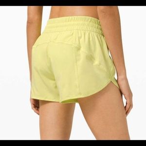 Lululemon Lemon-Lime Shorts Size 4 Regular